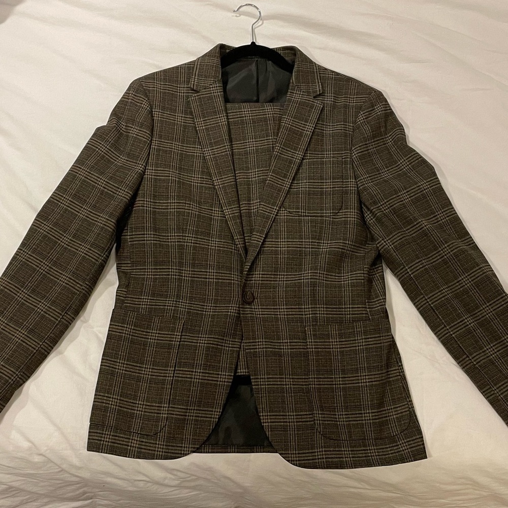 Men’s Slim Fit Suit